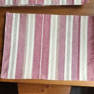 Sonoma Red and Cream Striped 6 Piece Placemat Set